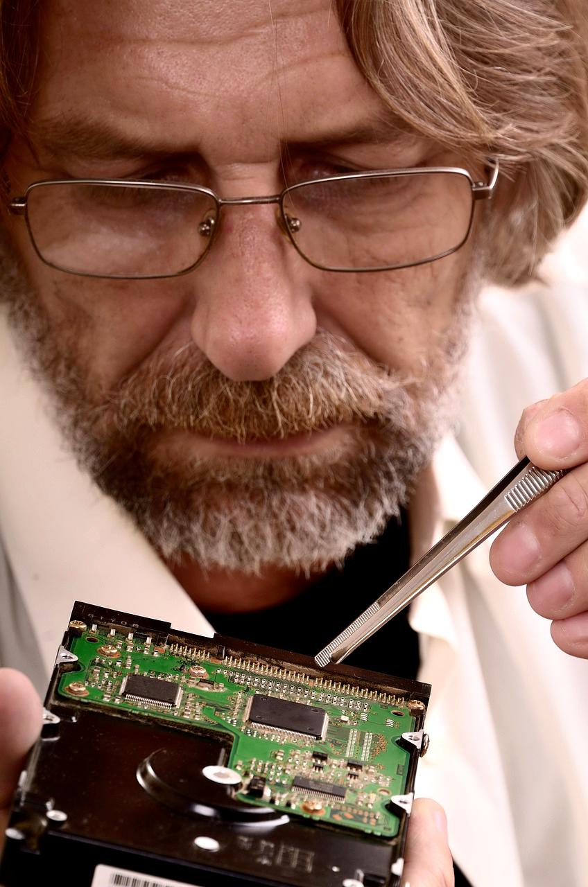 Photo of Alice Johnson, Lead Technician